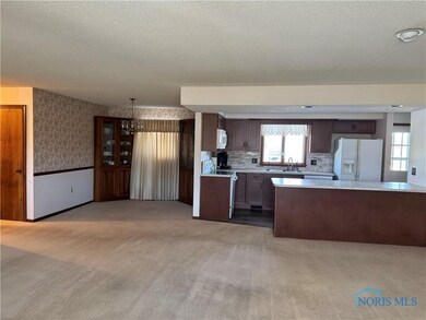 425 Rilla Rd, Findlay, OH 45840 - photo 7