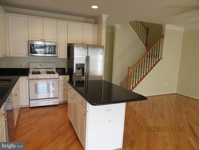 42809 Shaler St, Chantilly, VA 20152 - photo 6