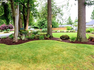 938 N Pine St, Canby, OR 97013 - photo 4