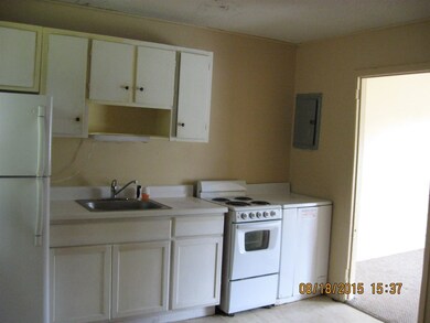 1205/1207 Davis St, Jacksonville, NC 28540 - photo 7