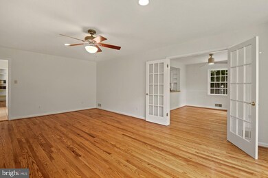 12609 Springloch Ct, Silver Spring, MD 20904 - photo 7