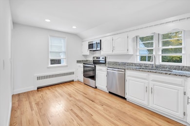 273 Wheeler Park Ave, Fairfield, CT 06825 - photo 4