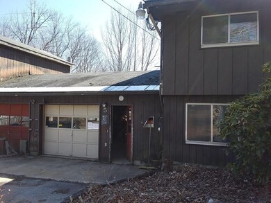 5 N Brookfield Rd, Spencer, MA 01562 - photo 2