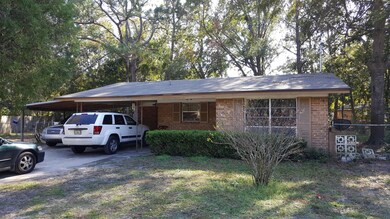 7410 La Ventura Dr S, Jacksonville, FL 32210 - photo 2