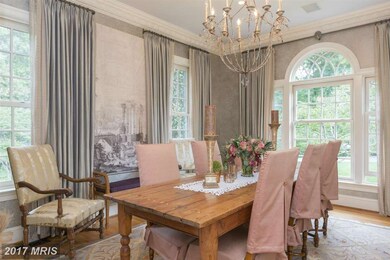 8617 Country Club Dr, Bethesda, MD 20817 - photo 5