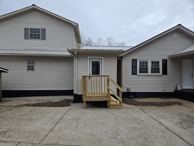 1755 W Trace Creek Rd, Waverly, TN 37185 - photo 5