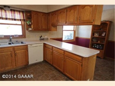 230 Victoria Dr, Alexandria, MN 56308 - photo 4