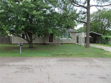 404 S 6th St, Tecumseh, OK 74873 - photo 6