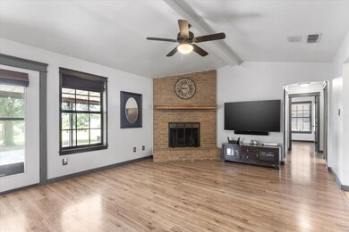 3711 Acorn Run, Granbury, TX 76049 - photo 4