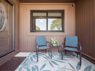 2053 Willow Glen Ln unit A, Columbus, OH 43229 - photo 2