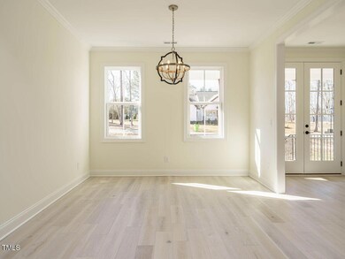 006-1280x960-dining-room