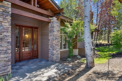 19571 SW Simpson Ave, Bend, OR 97702 - photo 3