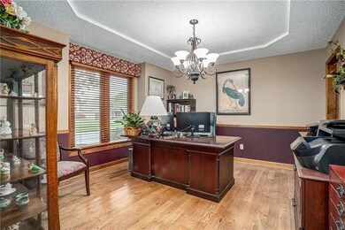 5101 SW Mallard Point, Lees Summit, MO 64082 - photo 4