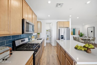 24138 W Carver Dr, Buckeye, AZ 85326 - photo 4