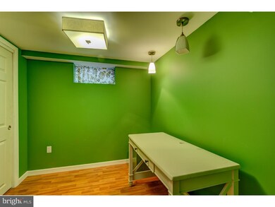 1202 2nd Ave, Folsom, PA 19033 - photo 5