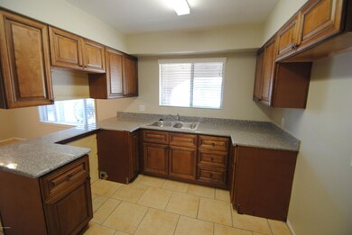 5233 W Hubbell St, Phoenix, AZ 85035 - photo 7