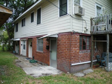4837-2 Sunderland Rd unit 2, Jacksonville, FL 32210 - photo 2
