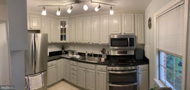 1105 Belle View Blvd unit B2, Alexandria, VA 22307 - photo 6