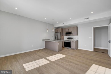 2445 Innovator Way unit 4G, Philadelphia, PA 19146 - photo 5