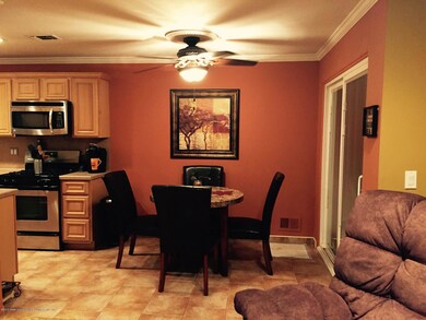 619 Correll Ave unit A, Staten Island, NY 10309 - photo 3