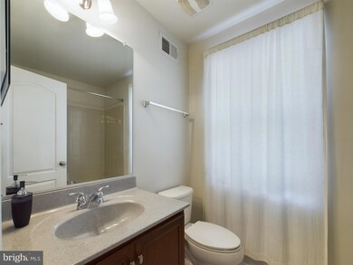 43181 Loudoun Reserve Dr, Ashburn, VA 20148 - photo 6