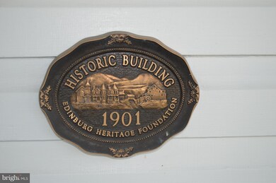 111 N High St, Edinburg, VA 22824 - photo 7