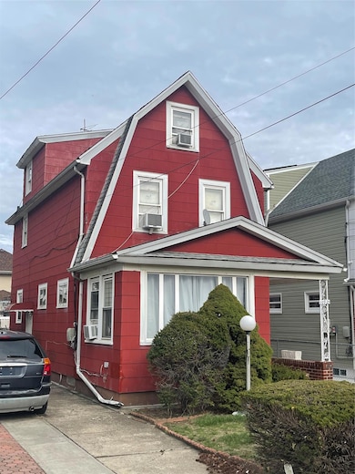 10925 208th St, Queens Village, NY 11429 - photo 5