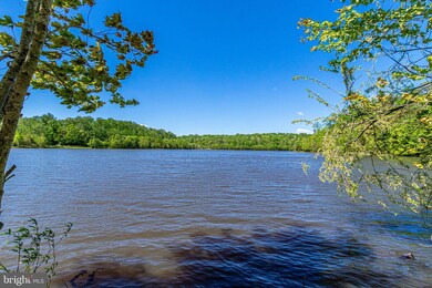 9012 Daum Ct, Springfield, VA 22153 - photo 6