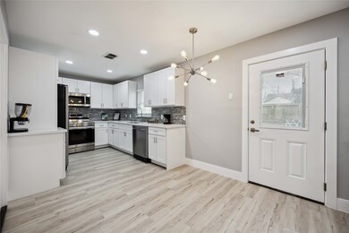 6825 England St, Houston, TX 77021 - photo 7