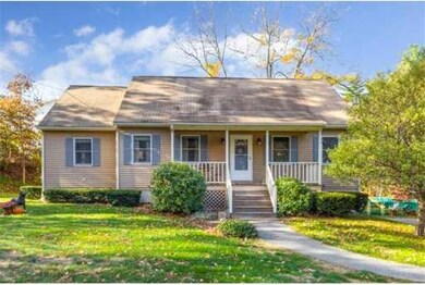 10 Grandview Ave, Burlington, MA 01803 - photo 4