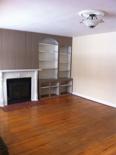 27W199 Bauer Rd, Naperville, IL 60563 - photo 6