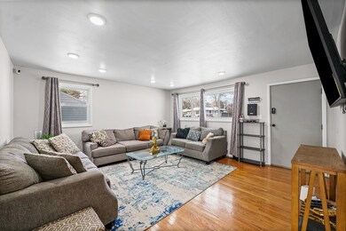 1511 Paula Dr, Champaign, IL 61821 - photo 4