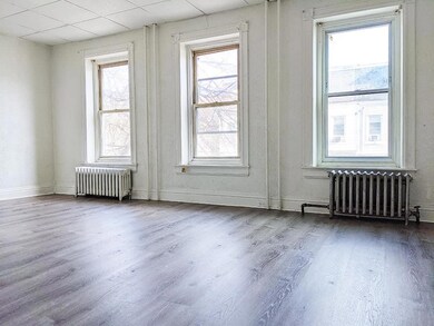 336 N 2nd St unit 2, Allentown, PA 18102 - photo 3