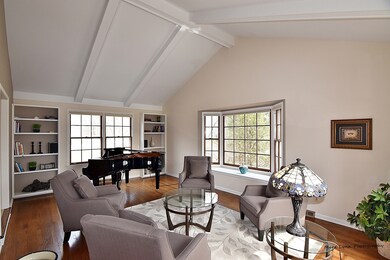 5N092 Oak Ct unit 1, Saint Charles, IL 60175 - photo 4