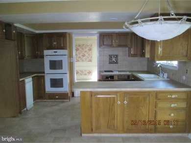 2055 Eagle Way, Hatfield, PA 19440 - photo 4