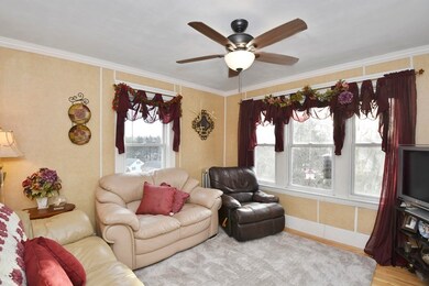 91 Kenberma Rd, Worcester, MA 01604 - photo 2