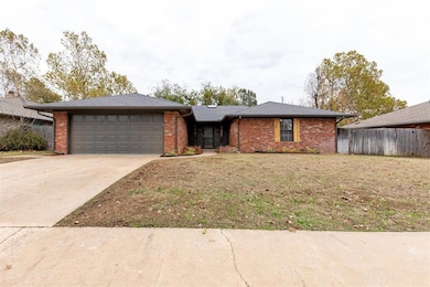 3804 Jim Robison Dr, Edmond, OK 73013 - photo 3