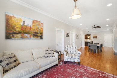 4927 N Damen Ave unit 2E, Chicago, IL 60625 - photo 3