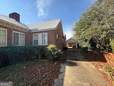 349 Highland Ave, Cuthbert, GA 39840 - photo 4