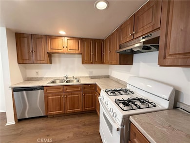 14307 Foothill Blvd unit 6, Sylmar, CA 91342 - photo 5