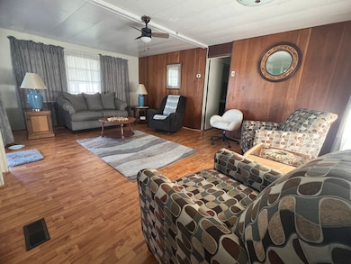 404 Cobalt Ave, Lakeland, FL 33815 - photo 2