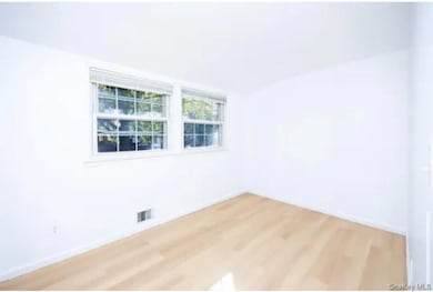 unlisted-address, East Setauket, NY 11733 - photo 6