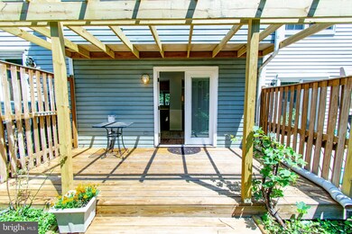 9614 Lambeth Ct, Columbia, MD 21046 - photo 4