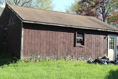 50 Johnson Garage Left Side