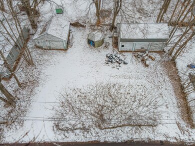 27 Spofford St, Claremont, NH 03743 - photo 4