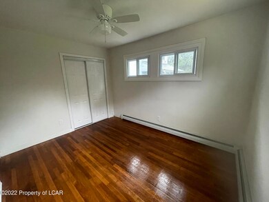 129 Spring St, Wilkes Barre, PA 18702 - photo 7