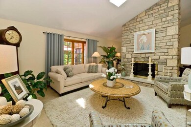 1084 Denman Ct, Westerville, OH 43081 - photo 5