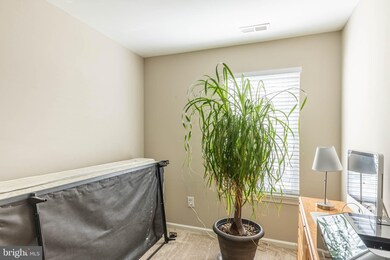 203 Firethorne Ct unit 203, Sewell, NJ 08080 - photo 6