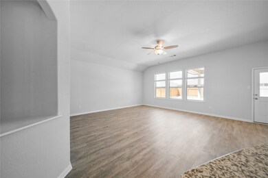 20063 Poppy Hills Ln, Cleveland, TX 77327 - photo 7