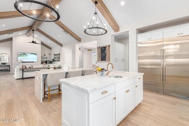 4438 N 47th St, Phoenix, AZ 85018 - photo 7